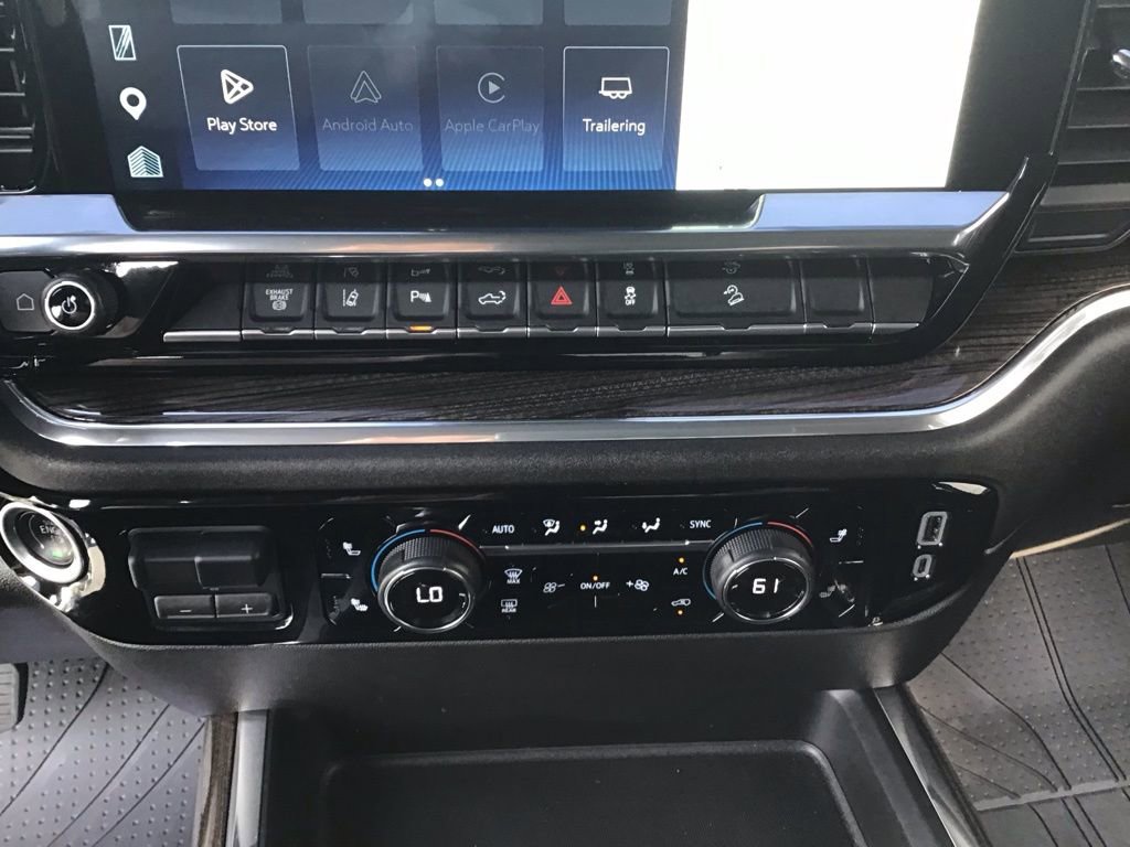 Used 2025 Chevrolet Silverado 2500 LT w/ Trail Boss Package image 38