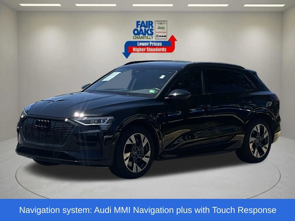 Used 2022 Audi e-tron Premium w/ Convenience Plus Package AWD/4WD image 3