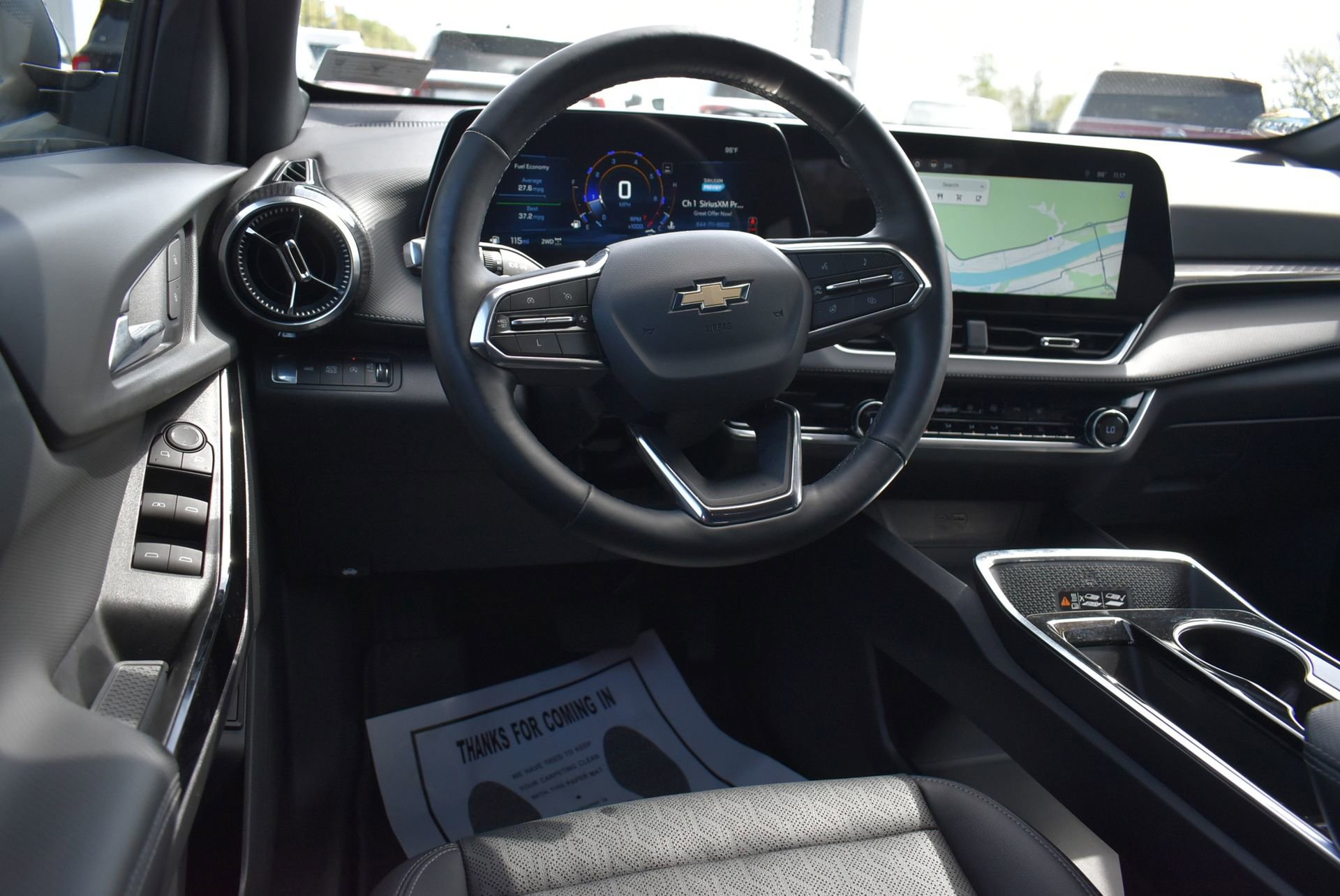 Used 2025 Chevrolet Equinox LT w/ Convenience Package II image 18