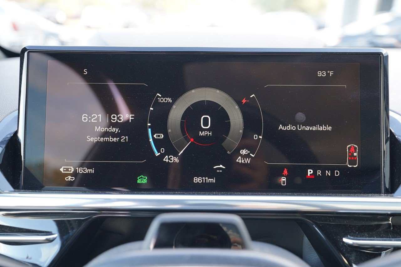 Used 2025 GMC Sierra EV Denali AWD/4WD image 11
