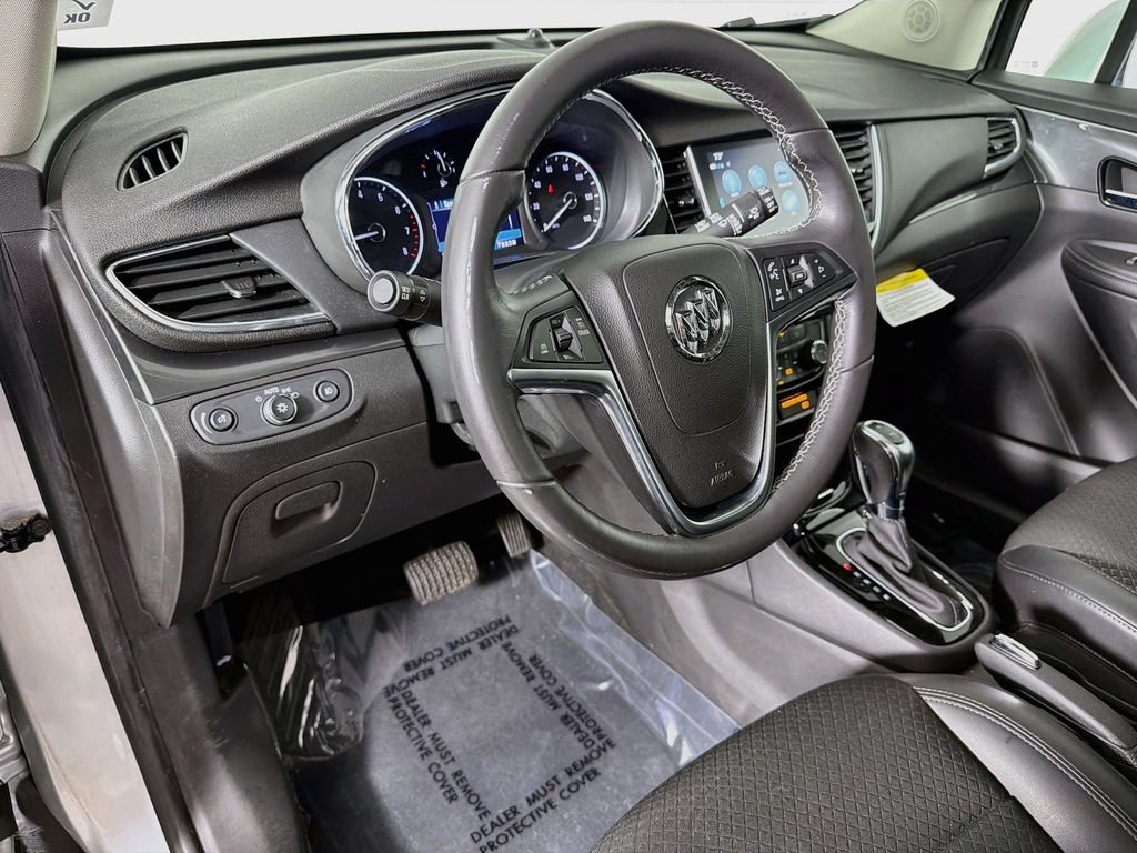 Used 2019 Buick Encore Sport Touring FWD image 9