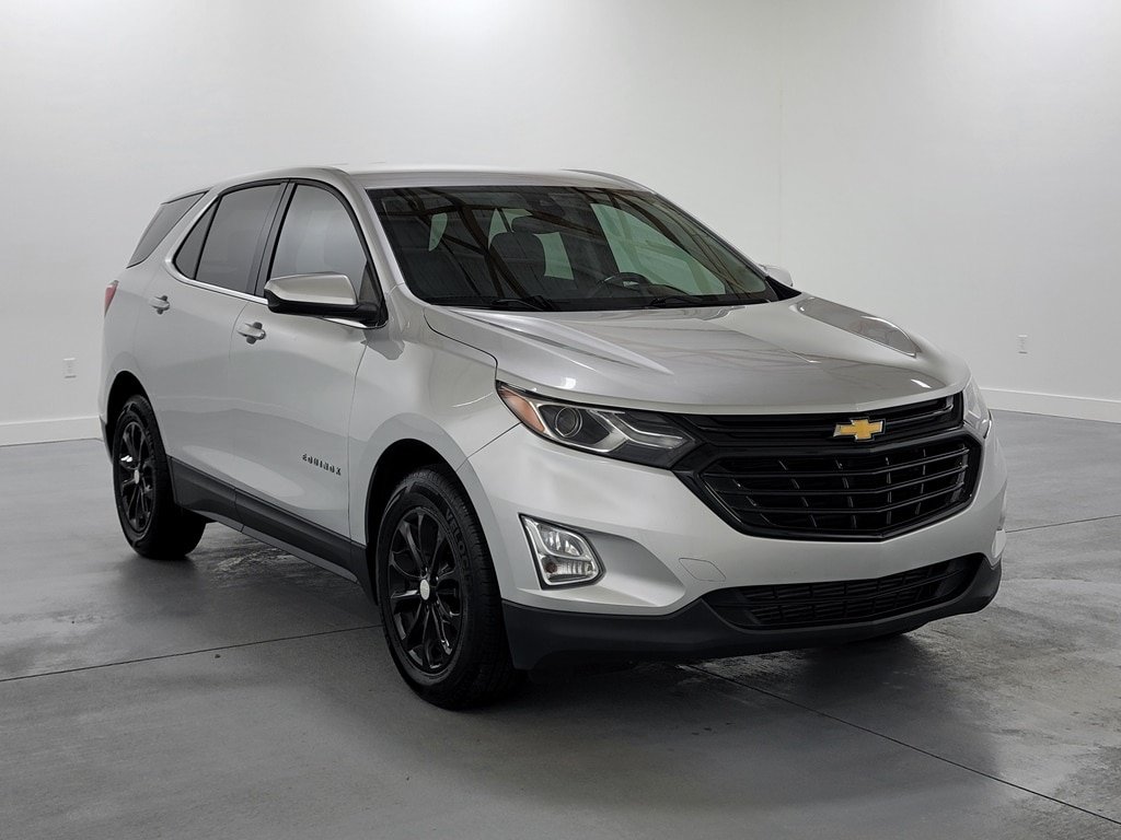 Used 2020 Chevrolet Equinox LT FWD image 2