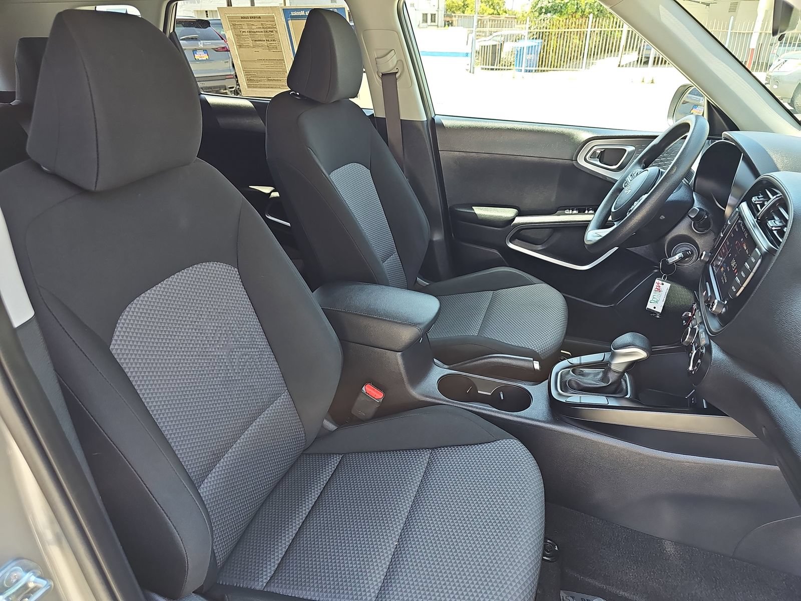 Used 2024 Kia Soul LX w/ Option Group 015 FWD image 10