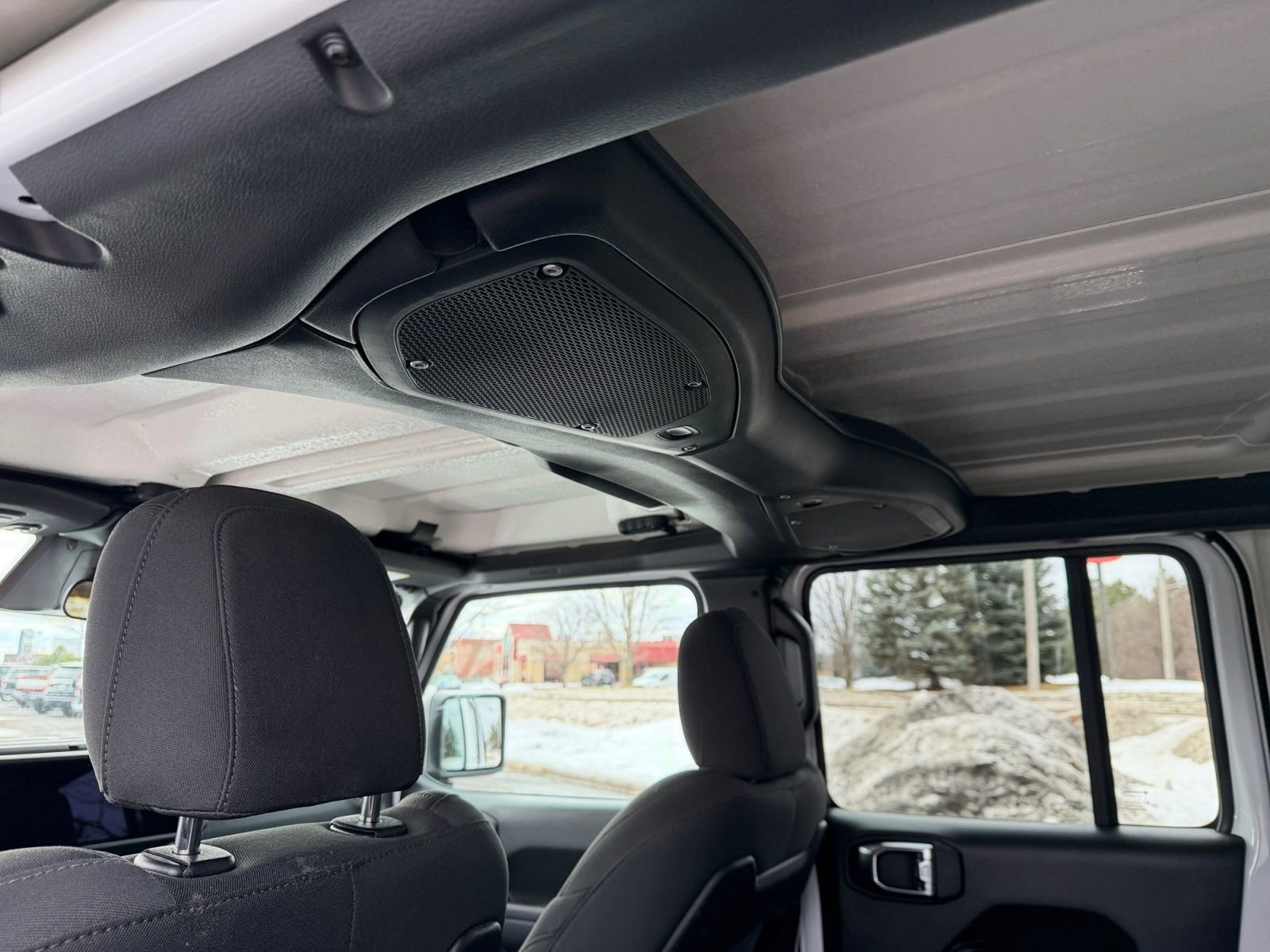 Used 2025 Jeep Wrangler Unlimited Rubicon 4xe w/ Safety Group image 21