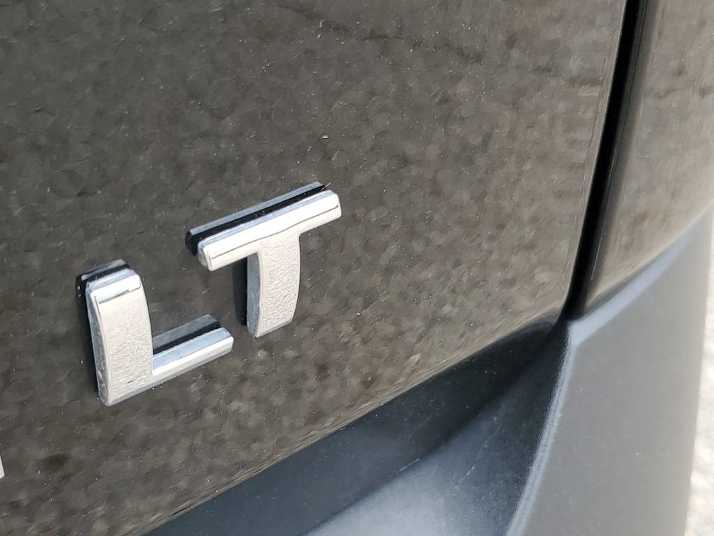 Certified 2023 Chevrolet Traverse LT FWD image 36