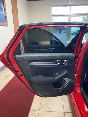 Used 2023 Honda Civic Sport image 10