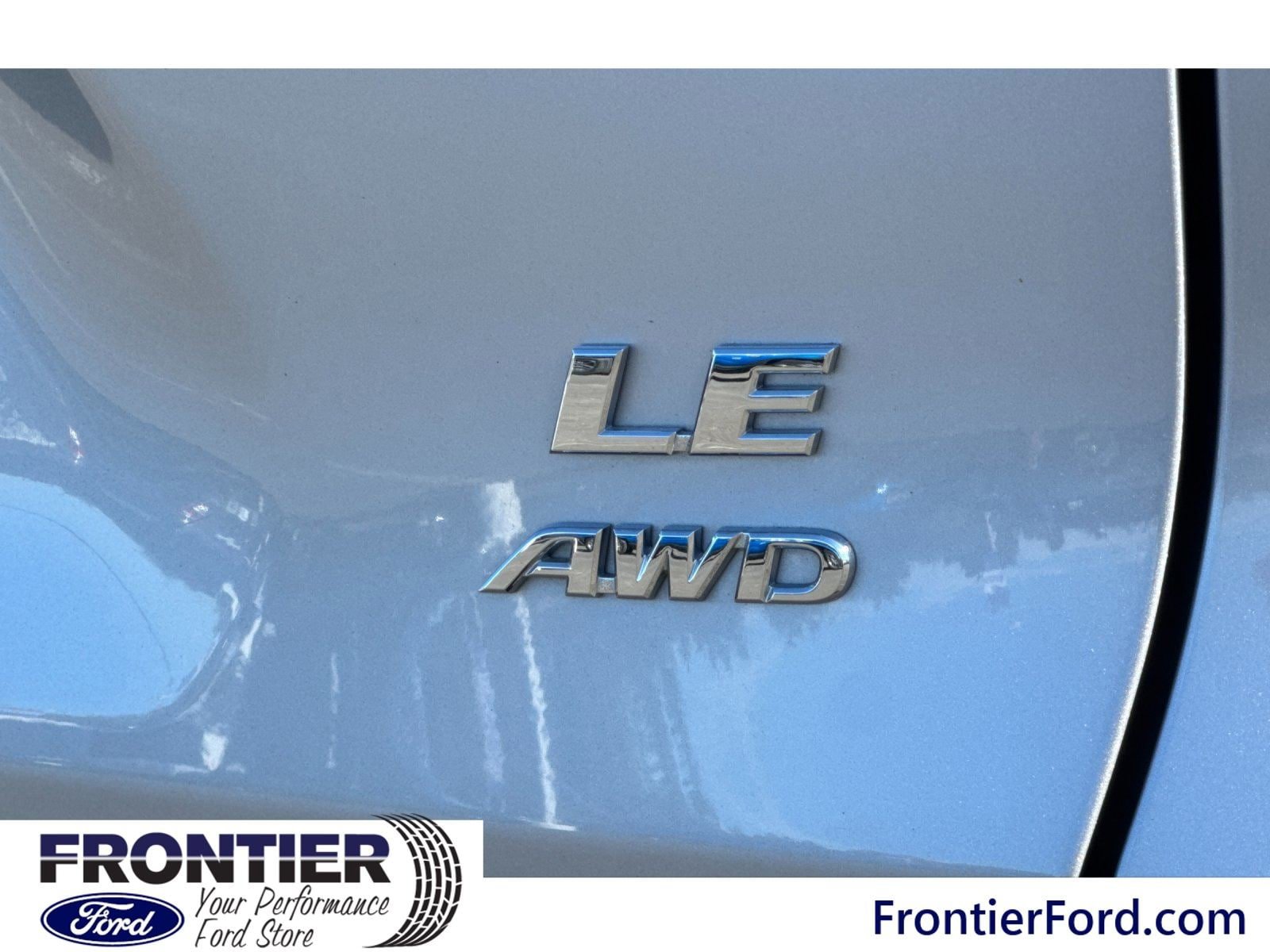 Used 2024 Toyota RAV4 LE AWD/4WD image 27