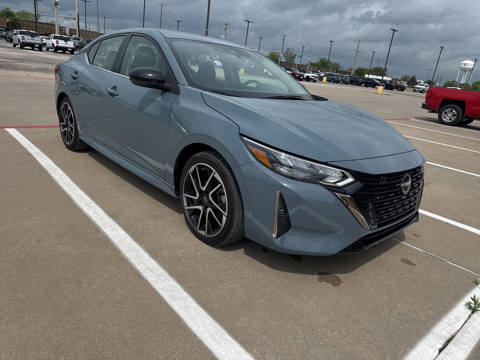 Used 2024 Nissan Sentra SR image 3