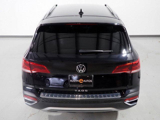 Used 2024 Volkswagen Taos SE image 6