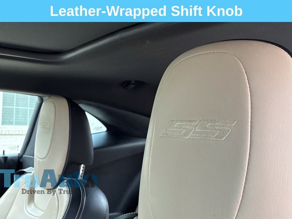 Used 2010 Chevrolet Camaro SS w/ RS Package RWD image 37