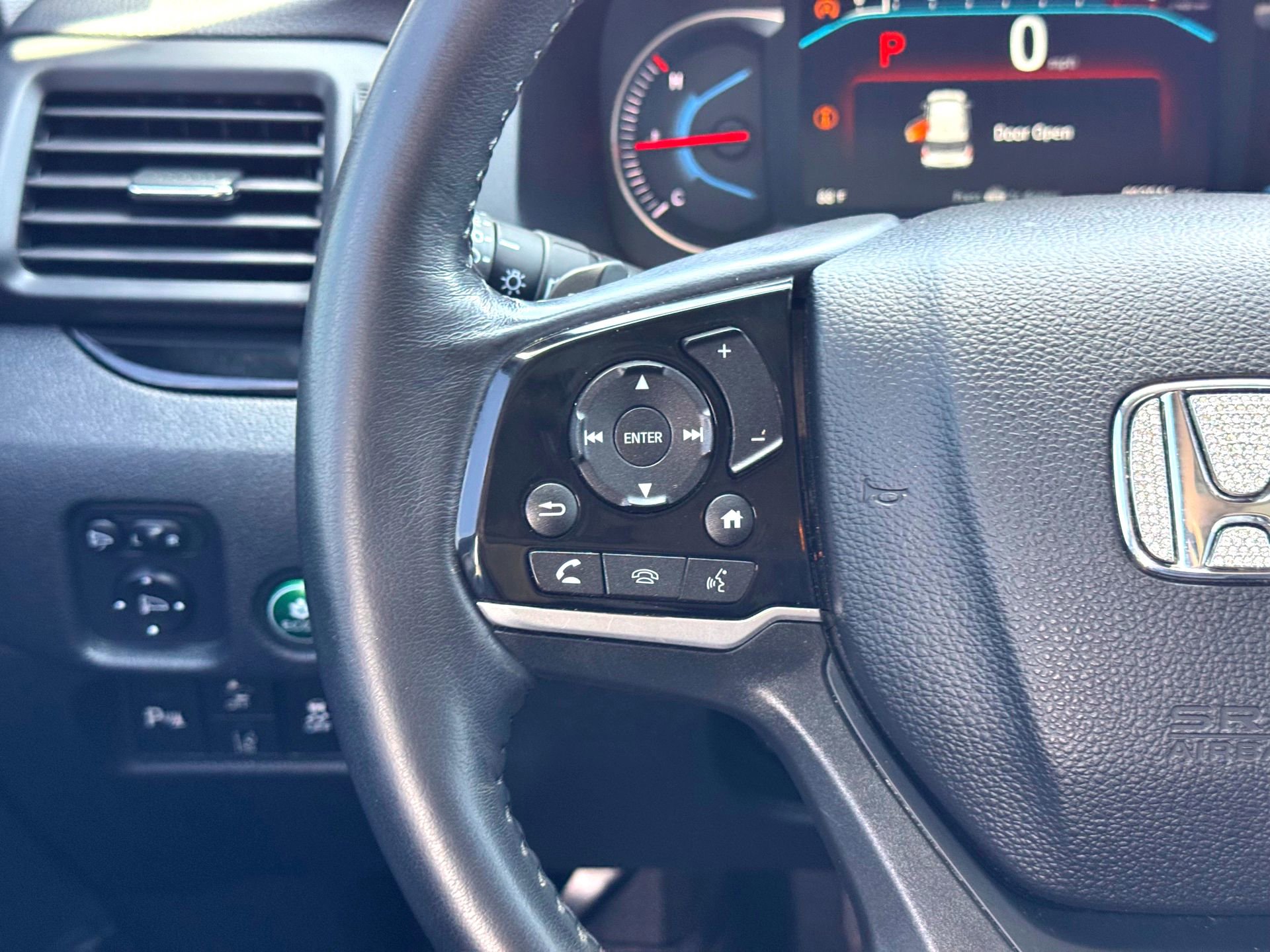 Used 2019 Honda Pilot Elite image 26