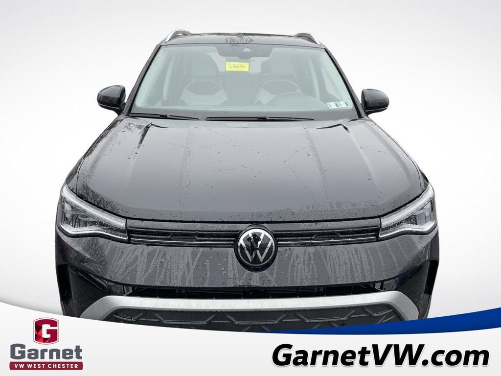 New 2026 Volkswagen Taos SE image 8