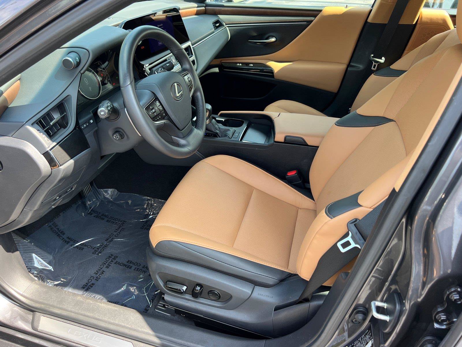 Certified 2025 Lexus ES 350 w/ Premium Package FWD image 9