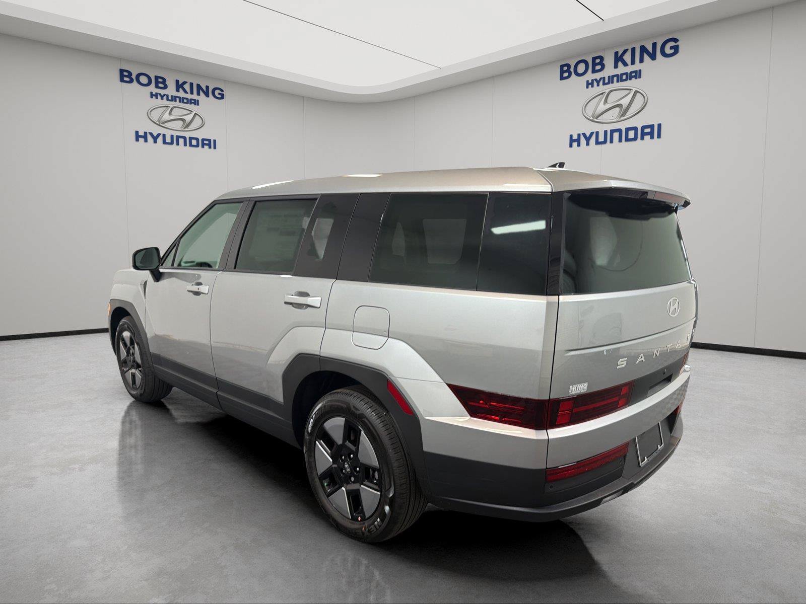 New 2026 Hyundai Santa Fe SE FWD image 3