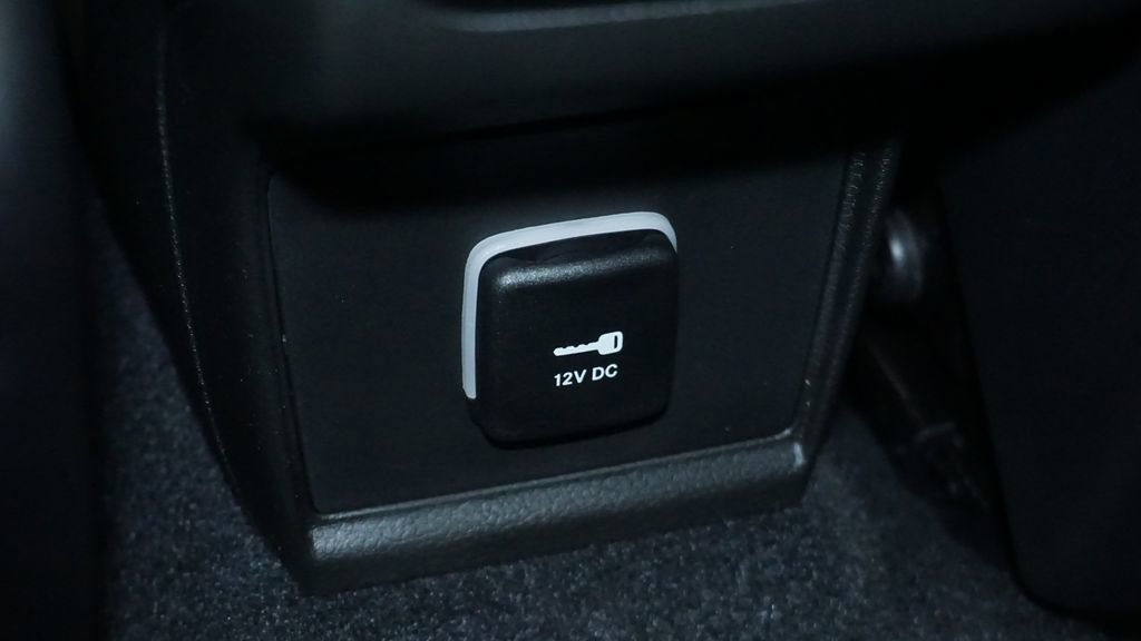 New 2026 Jeep Compass Latitude image 30