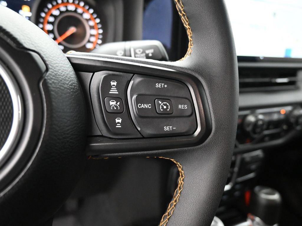 Used 2024 Jeep Gladiator Willys image 29
