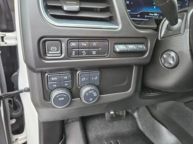 Used 2023 Chevrolet Tahoe High Country AWD/4WD image 31