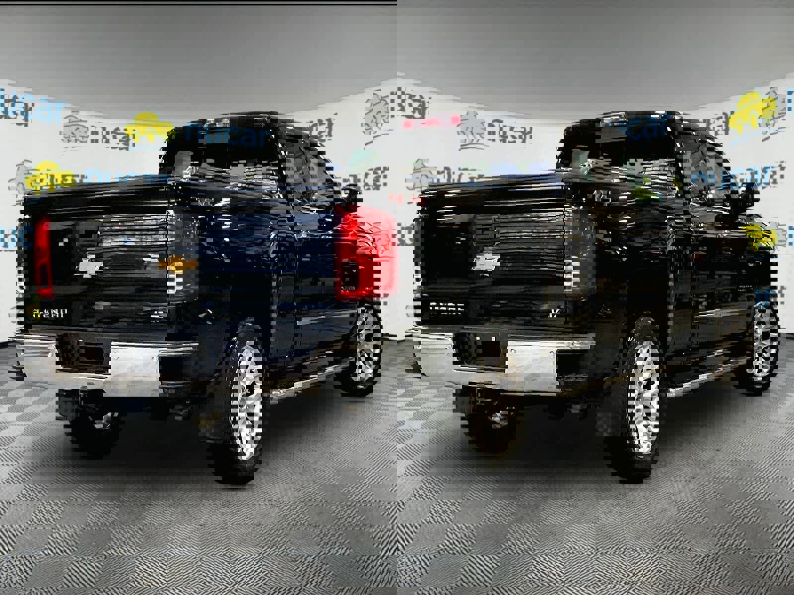 Used 2018 Chevrolet Silverado 1500 LTZ w/ Sport Package image 6