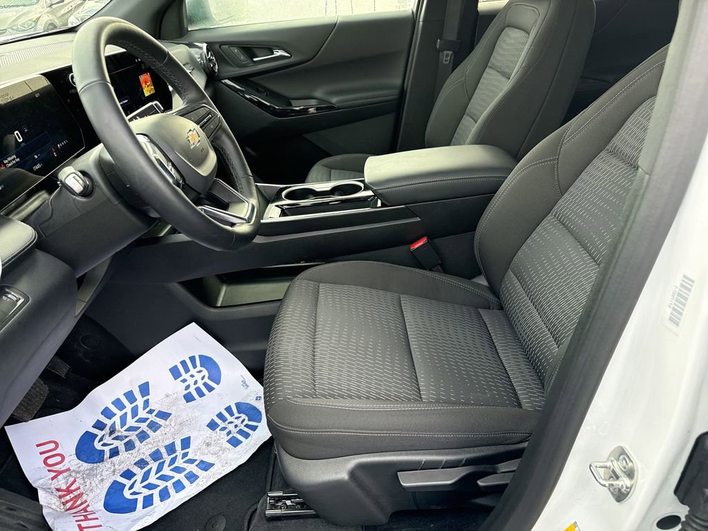 Used 2025 Chevrolet Equinox LT image 21