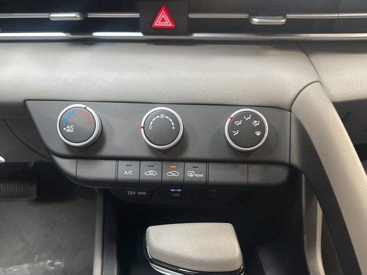 New 2026 Hyundai Elantra SE image 20