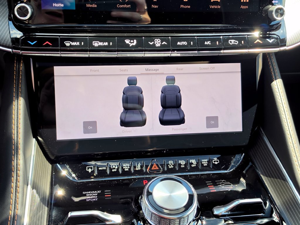 New 2026 Jeep Grand Wagoneer Summit AWD/4WD image 26