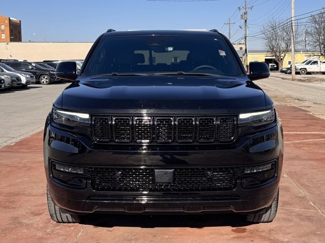 Used 2023 Jeep Wagoneer Series II image 2