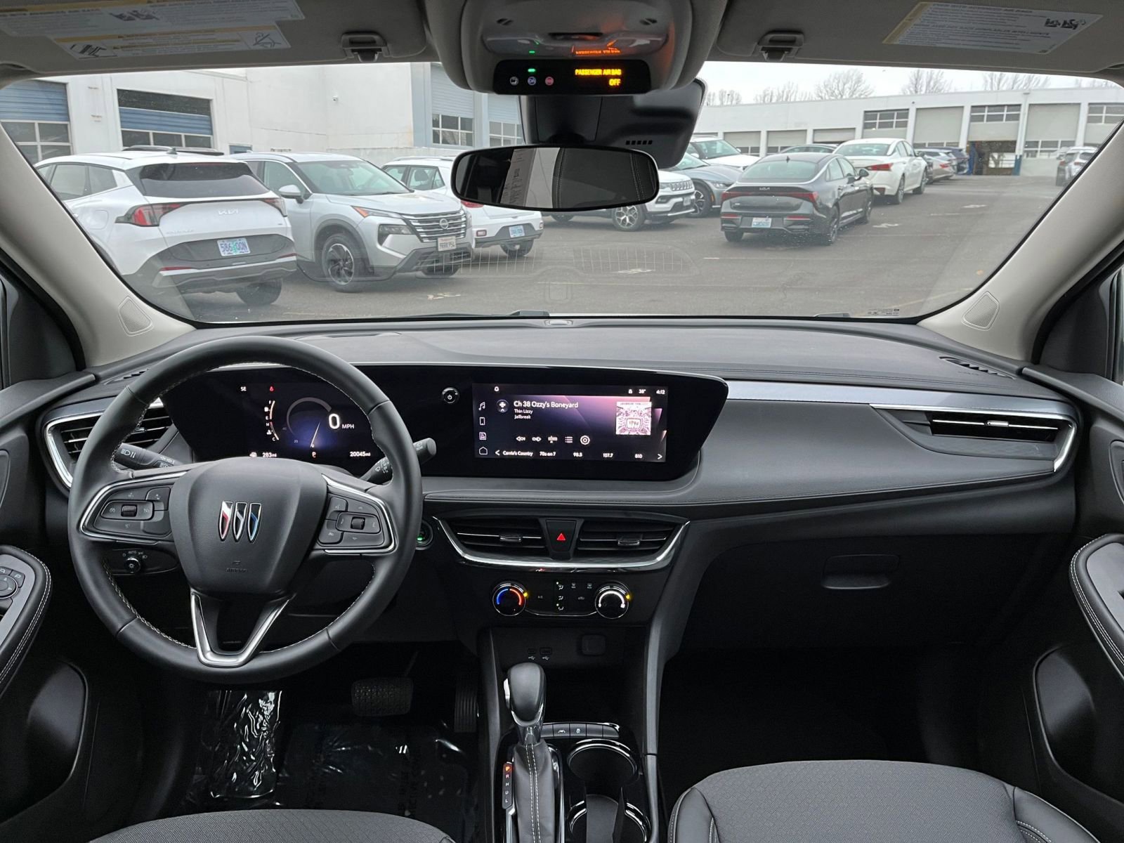 Used 2025 Buick Encore GX Preferred image 31