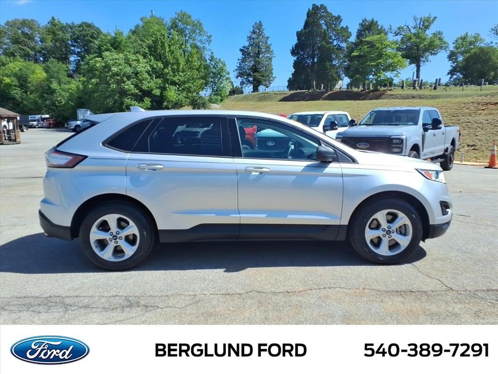 Used 2016 Ford Edge SE AWD/4WD image 4