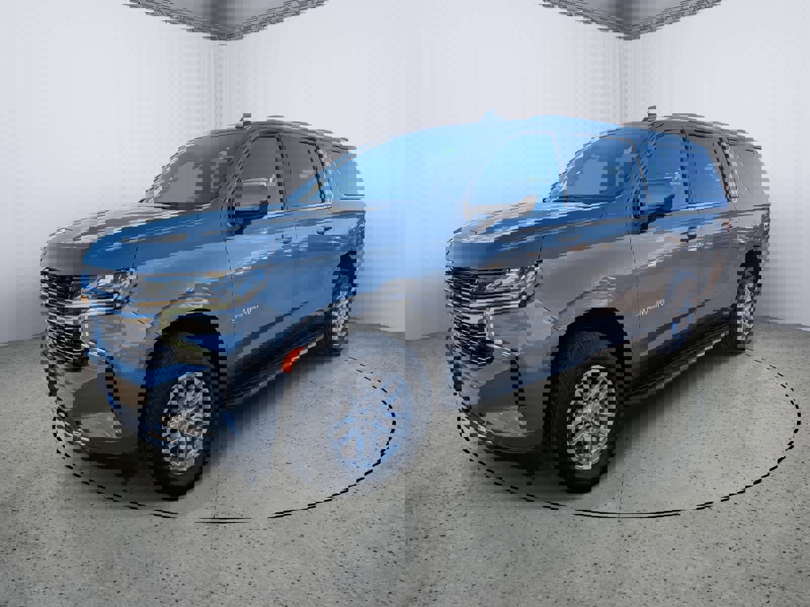 Used 2022 Chevrolet Suburban LT image 6