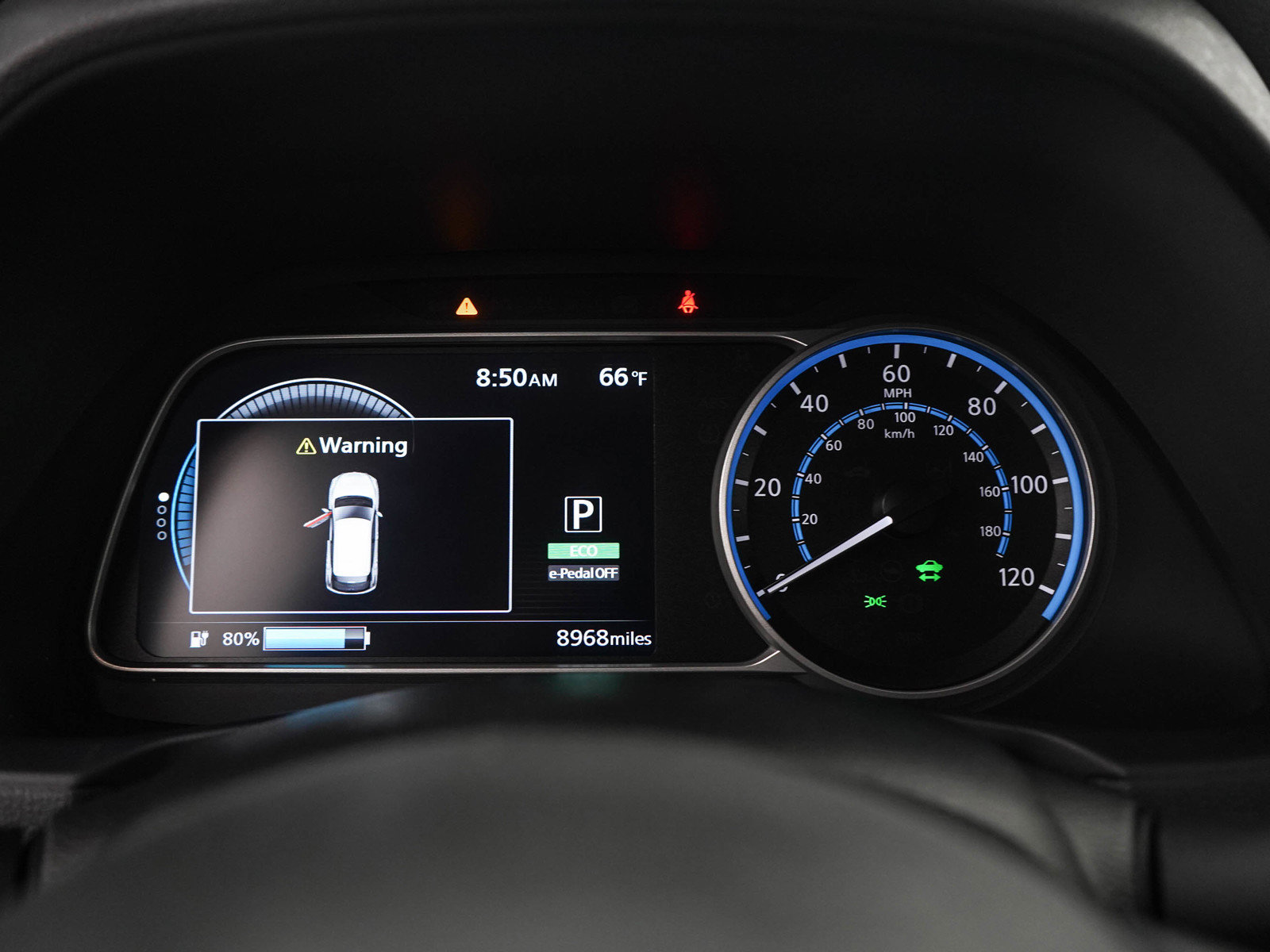 Used 2025 Nissan Leaf S FWD image 25