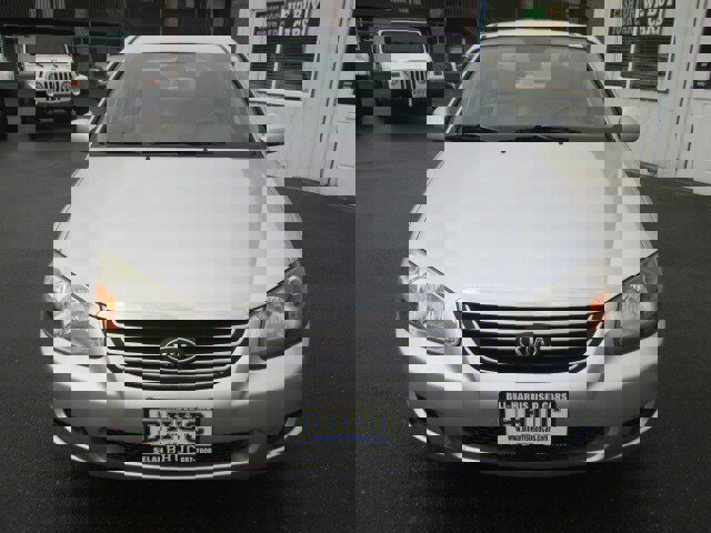 Used 2009 Kia Spectra EX image 2