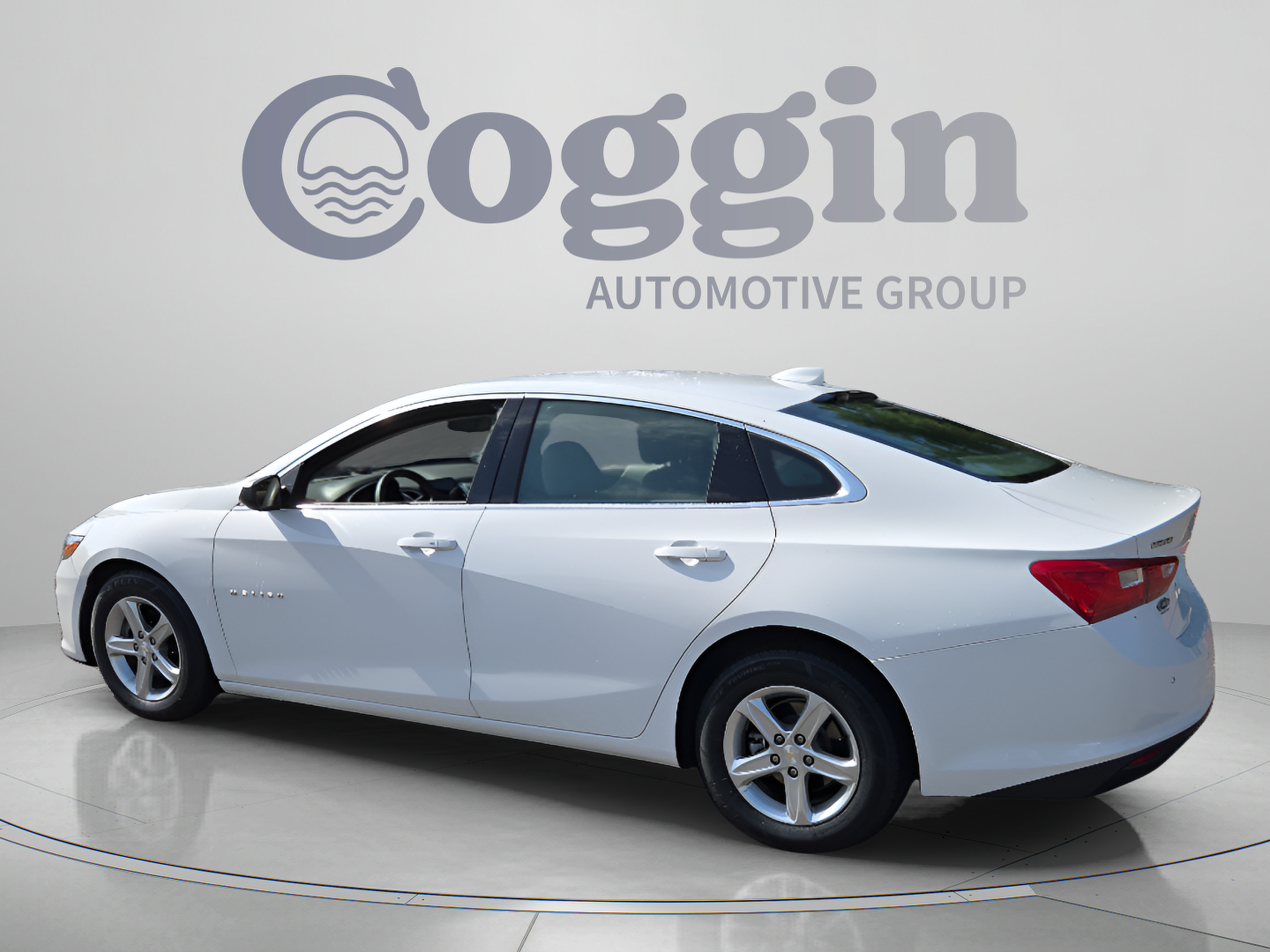 Certified 2024 Chevrolet Malibu LT FWD image 3