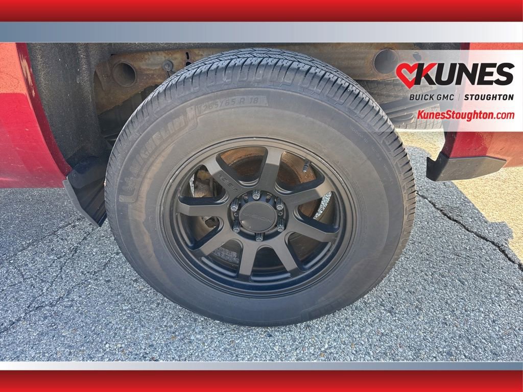 Used 2018 Chevrolet Silverado 1500 LT w/ All Star Edition AWD/4WD image 16