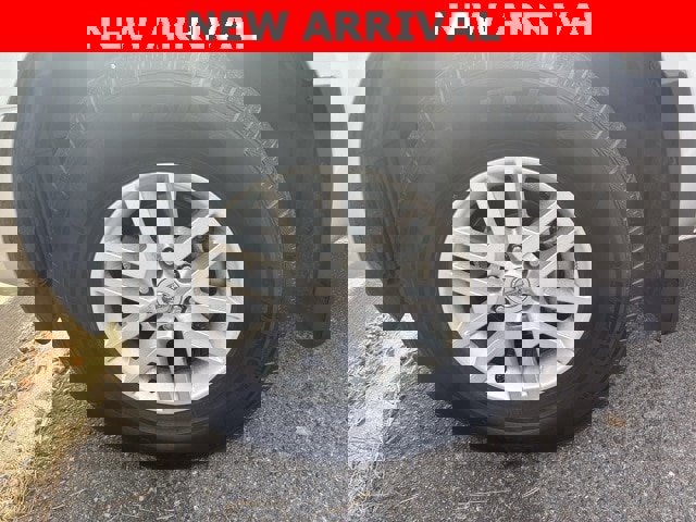 Used 2018 Nissan Frontier SV image 10