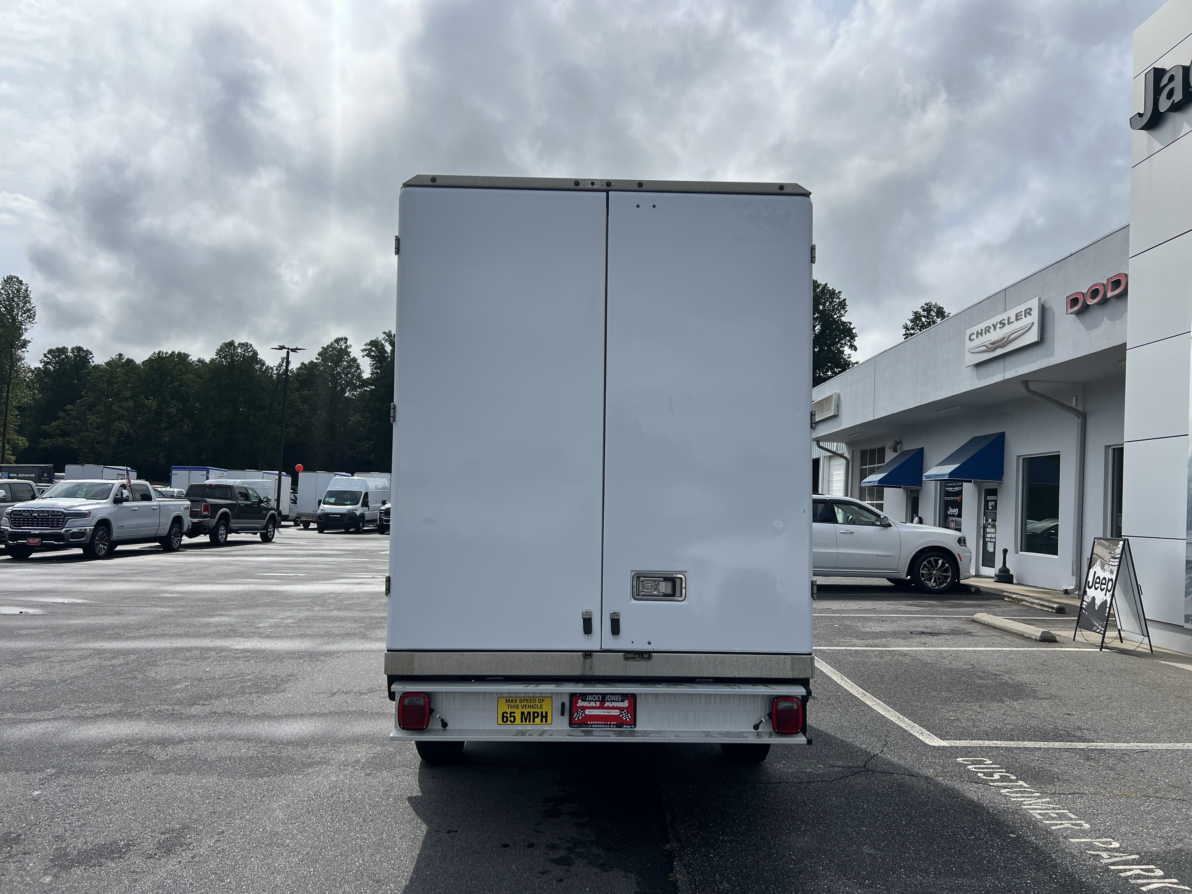 Used 2023 Ford E-350 and Econoline 350 Super Duty w/ Power Windows & Locks Group RWD image 2