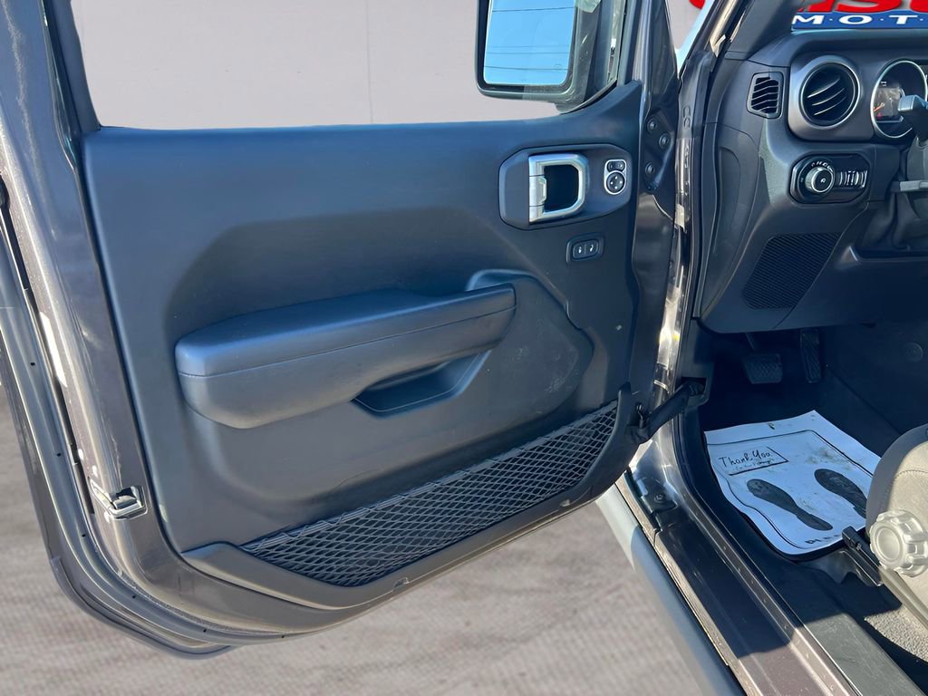 Used 2020 Jeep Wrangler Unlimited Willys image 11