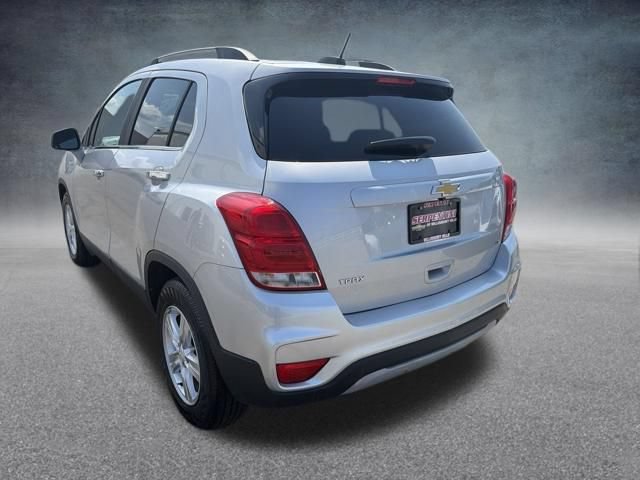 Used 2019 Chevrolet Trax LT w/ LT Convenience Package FWD image 10