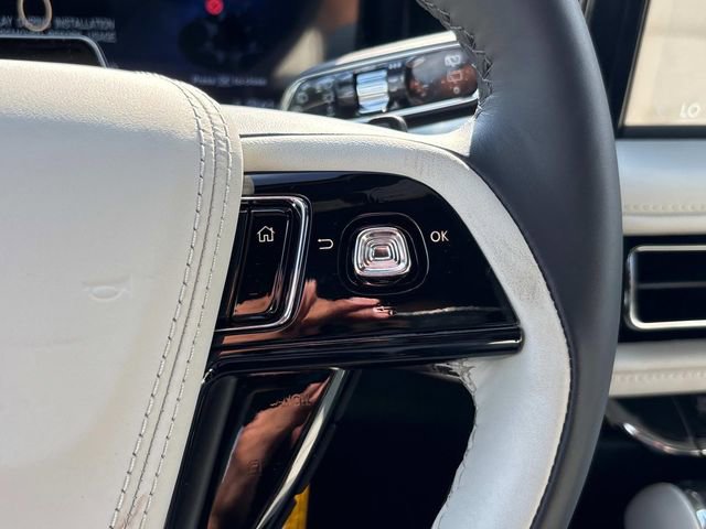 New 2025 Lincoln Aviator Black Label w/ Jet Appearance Package image 28