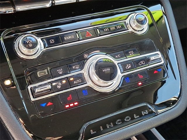 Used 2022 Lincoln Corsair AWD w/ Equipment Group 101A image 15