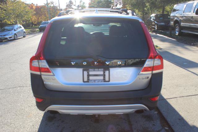 Used 2016 Volvo XC70 T5 Premier w/ Proximity Package image 6