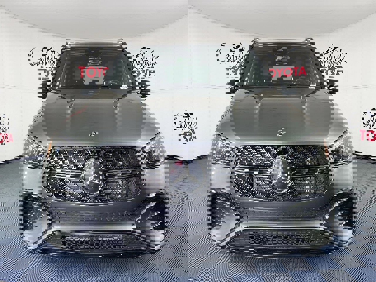 Used 2025 Mercedes-Benz GLE 350 4MATIC image 3