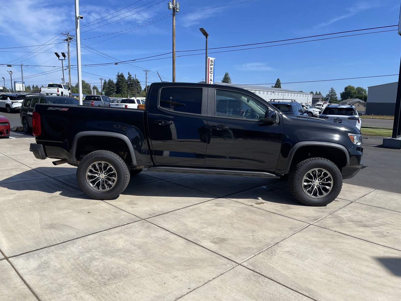 Used 2022 Chevrolet Colorado ZR2 AWD/4WD image 6