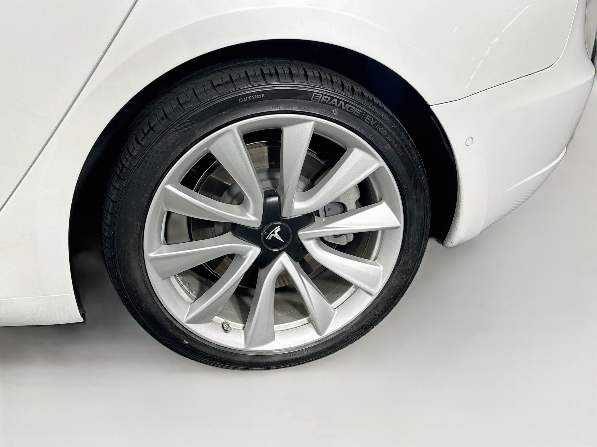 Used 2019 Tesla Model 3 Long Range AWD/4WD image 11