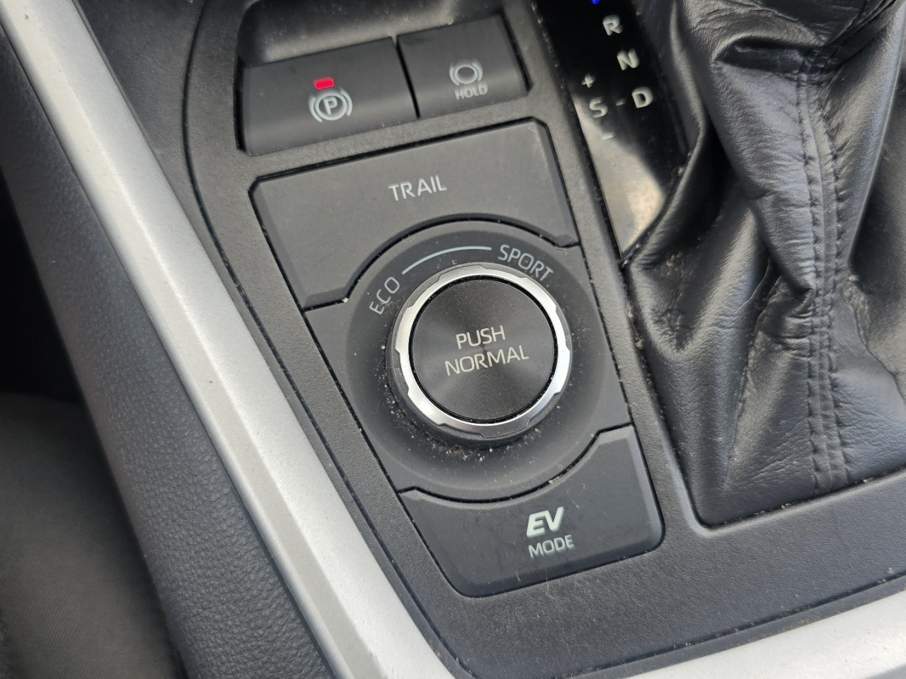Certified 2023 Toyota RAV4 XLE AWD/4WD image 7