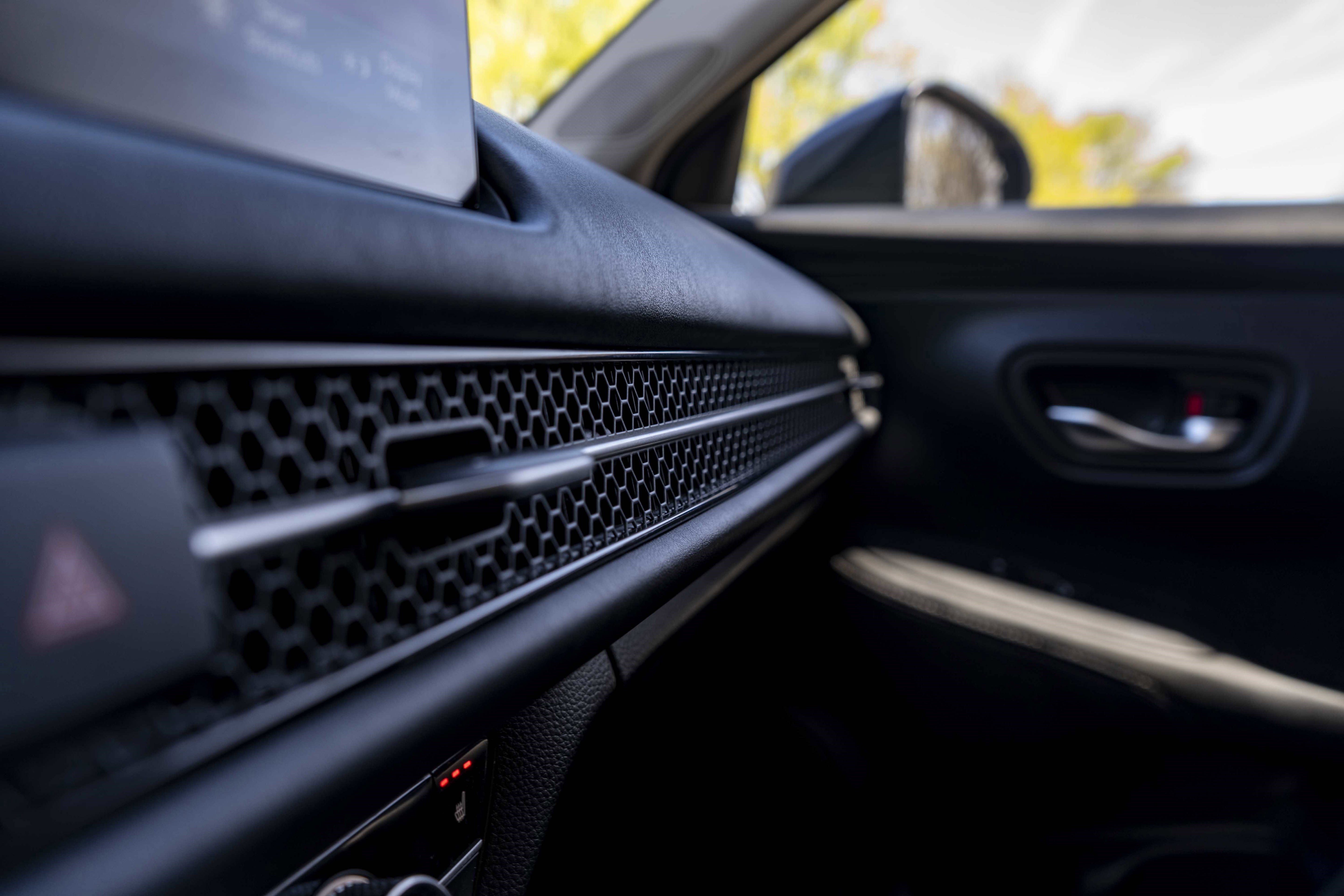 Used 2025 Honda HR-V EX-L image 33