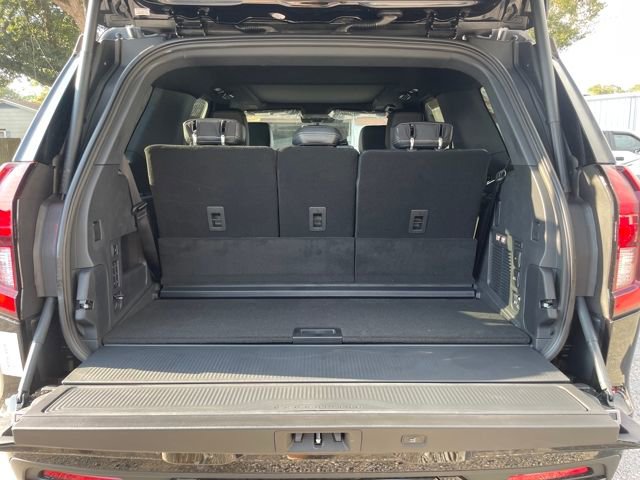 New 2025 Ford Expedition Platinum w/ Stealth Performance Package image 23