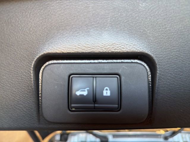 Certified 2023 Nissan Rogue SL w/ SL Premium Package AWD/4WD image 6