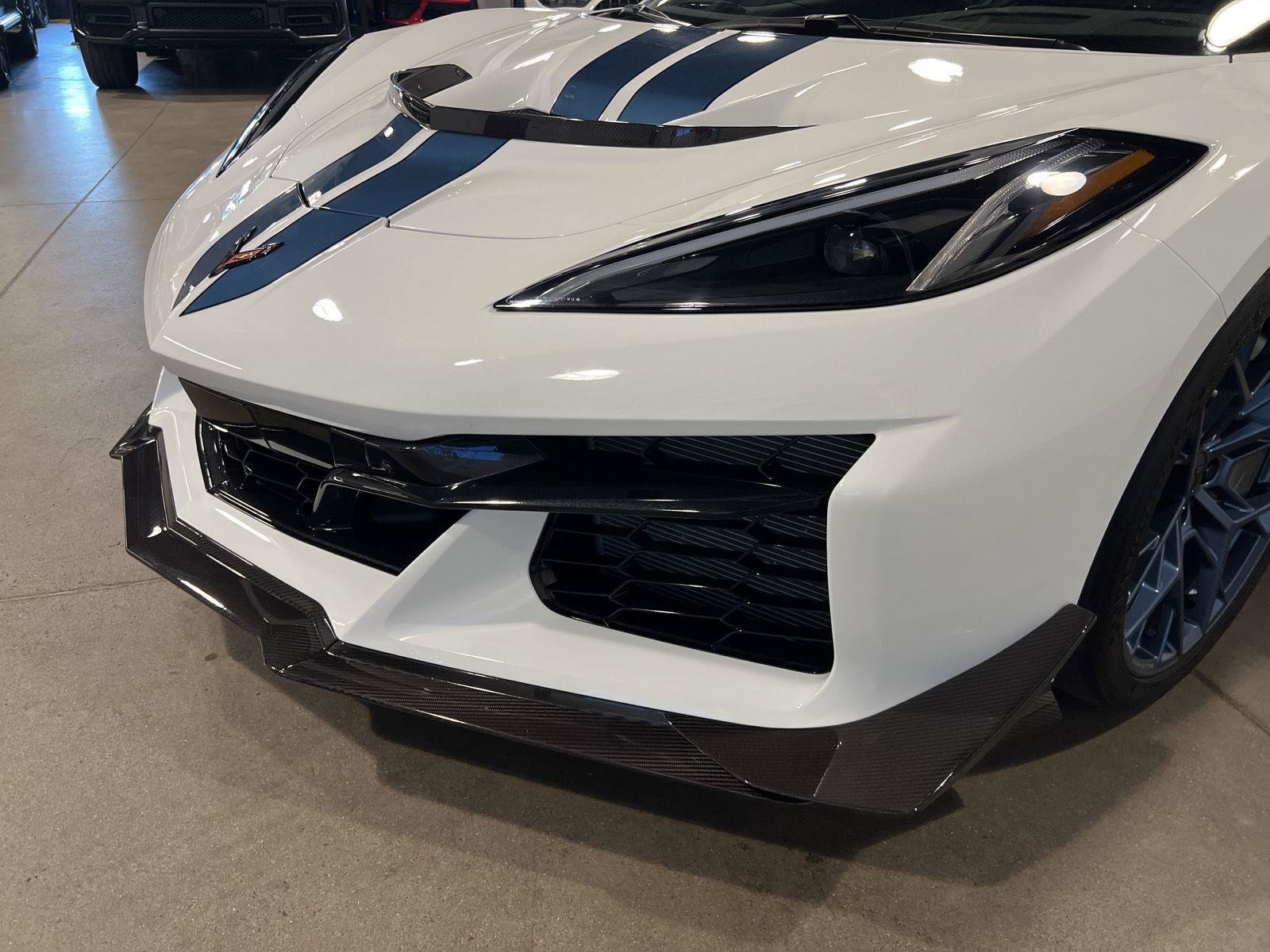 Used 2026 Chevrolet Corvette ZR1 w/ ZR1 Carbon Fiber Aero Package RWD image 70
