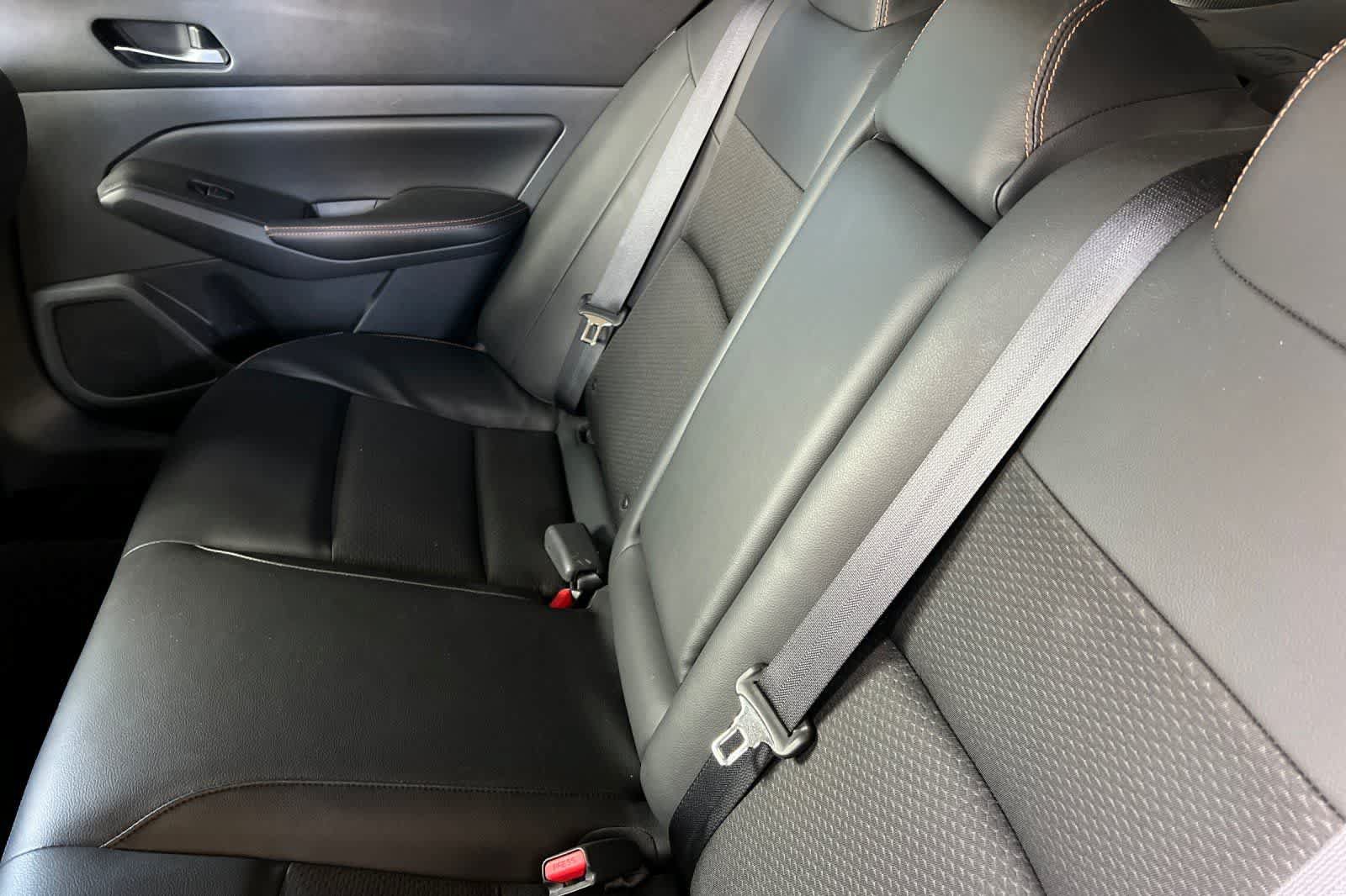 Used 2022 Nissan Altima 2.5 SR FWD image 5