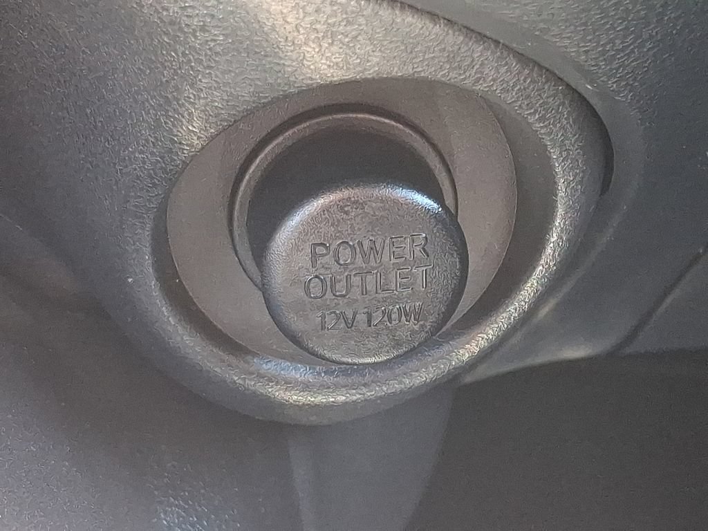 Used 2014 Nissan Juke S AWD/4WD image 24
